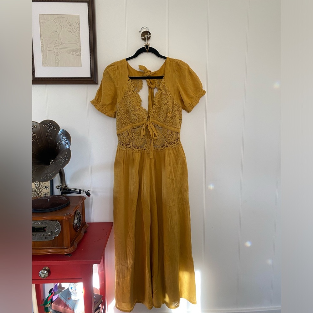 All You Need is Lace Free people Midi Dress in Mustard, Size Small